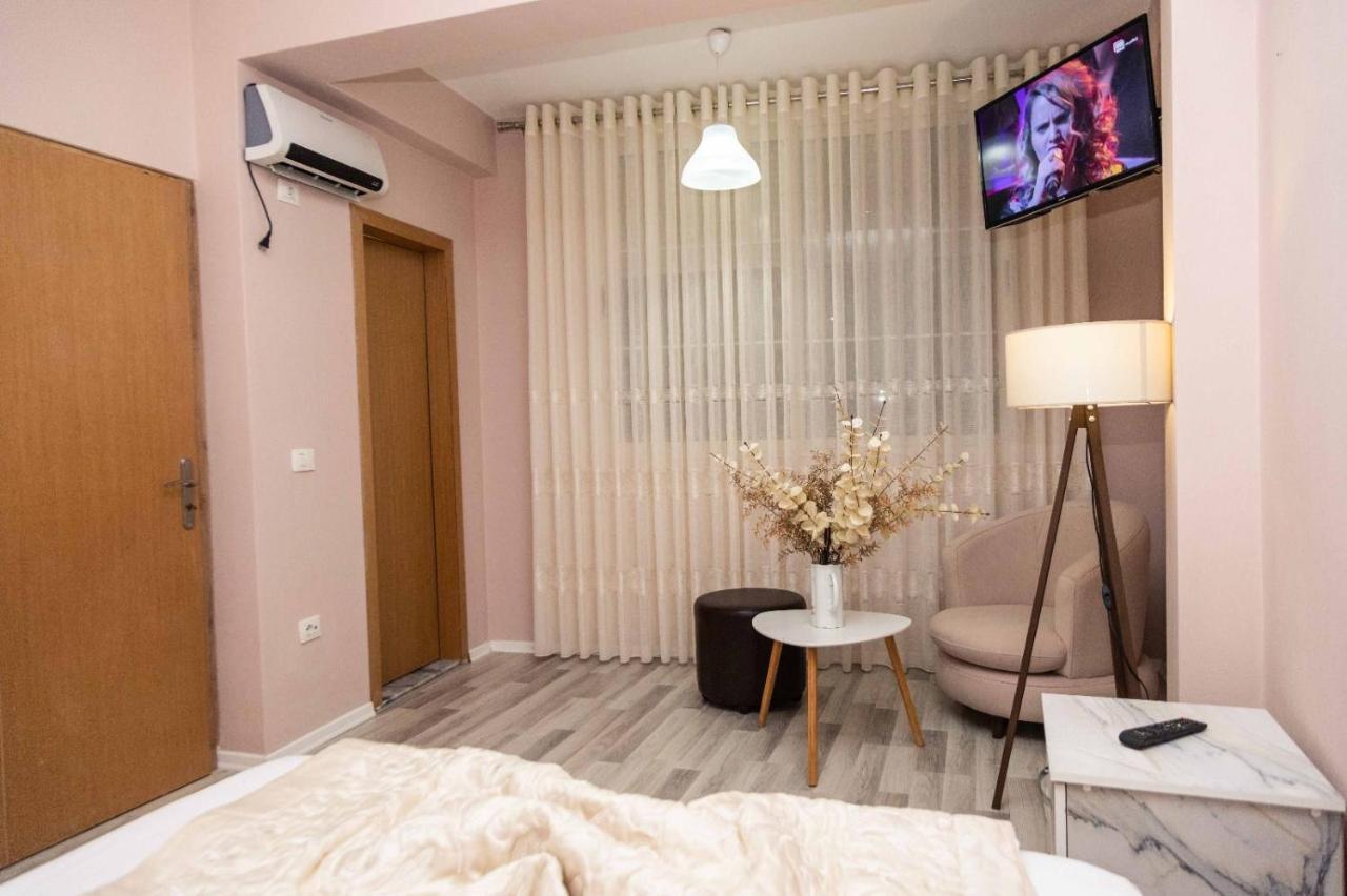 Two Bedroom Villa Tirana Exterior photo